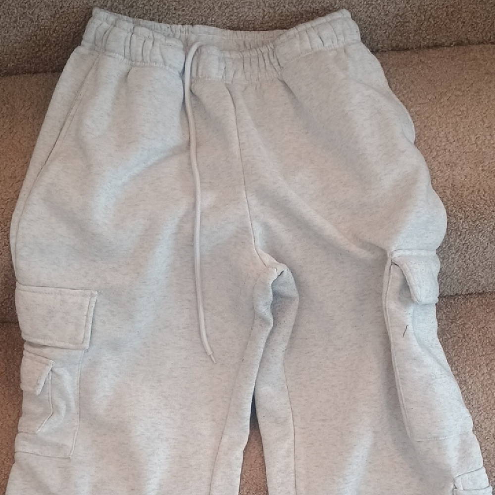 Women's Light Gray Cargo Sweatpants